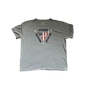 Under Armour Women Size XL Girlfriend Tee Project Rock x UA Freedom Stars Stripe